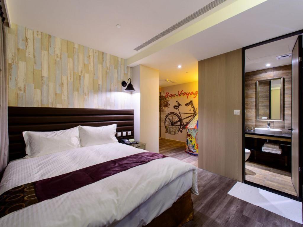 Stay Hotel - Taichung Zhongqing מראה חיצוני תמונה